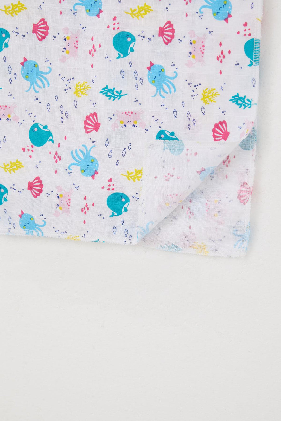 BRE Breeze Newborn Baby Muslin Blanket Cute Sea Animals Patterned Standard, White - Salinas