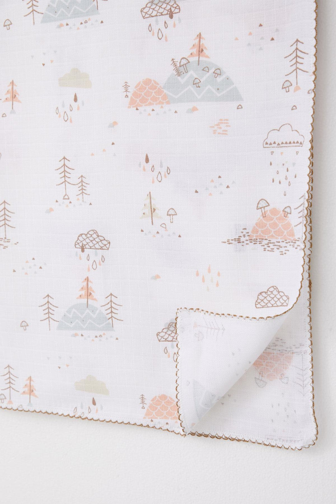 BRE Breeze Newborn Baby Muslin Blanket Spring Themed Cloud Pattern Ecru - Des Plaines