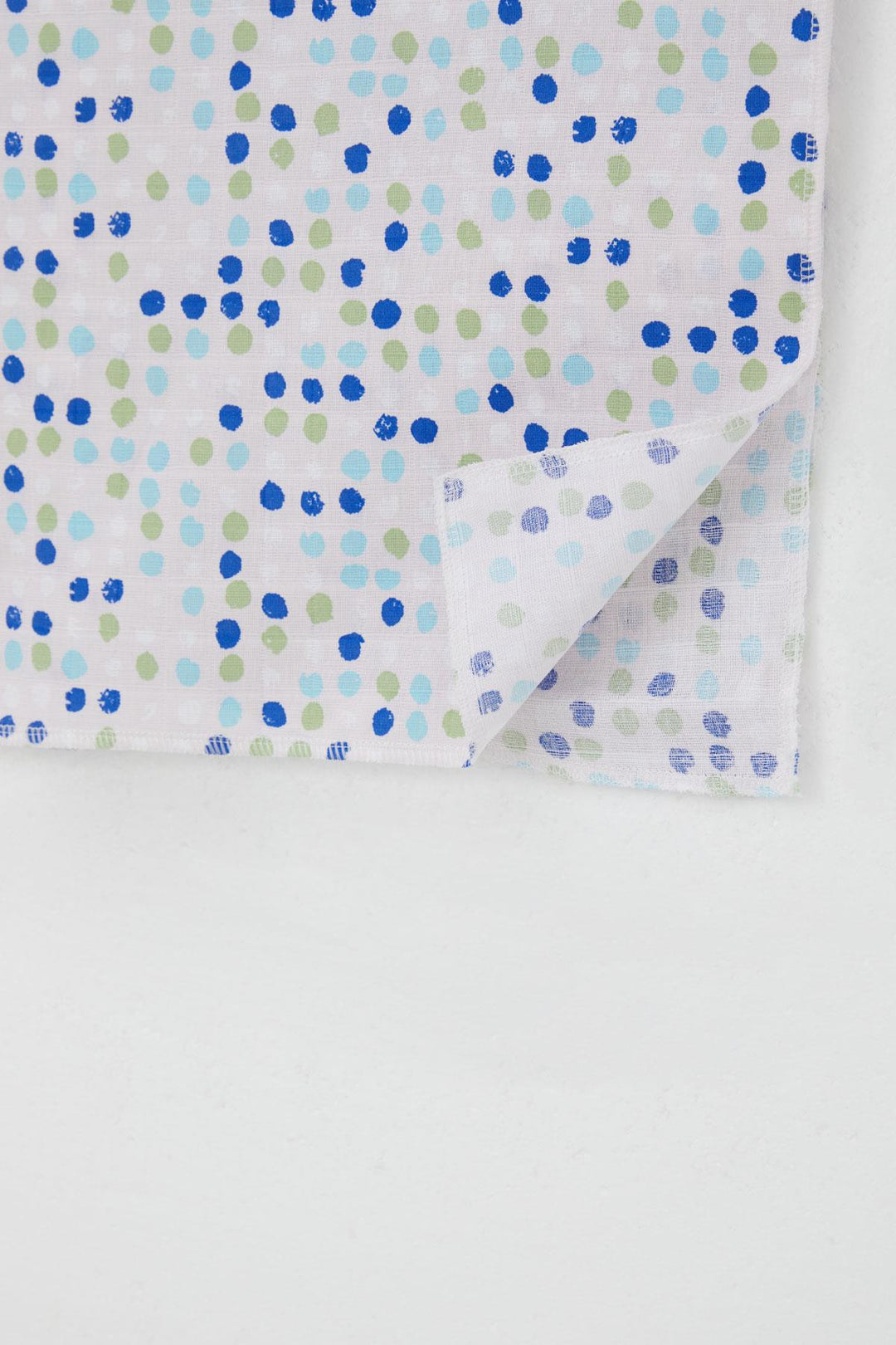 BRE Breeze Newborn Baby Muslin Blanket Colorful Polka Dot Pattern Standard, Powder - Dos Hermanas