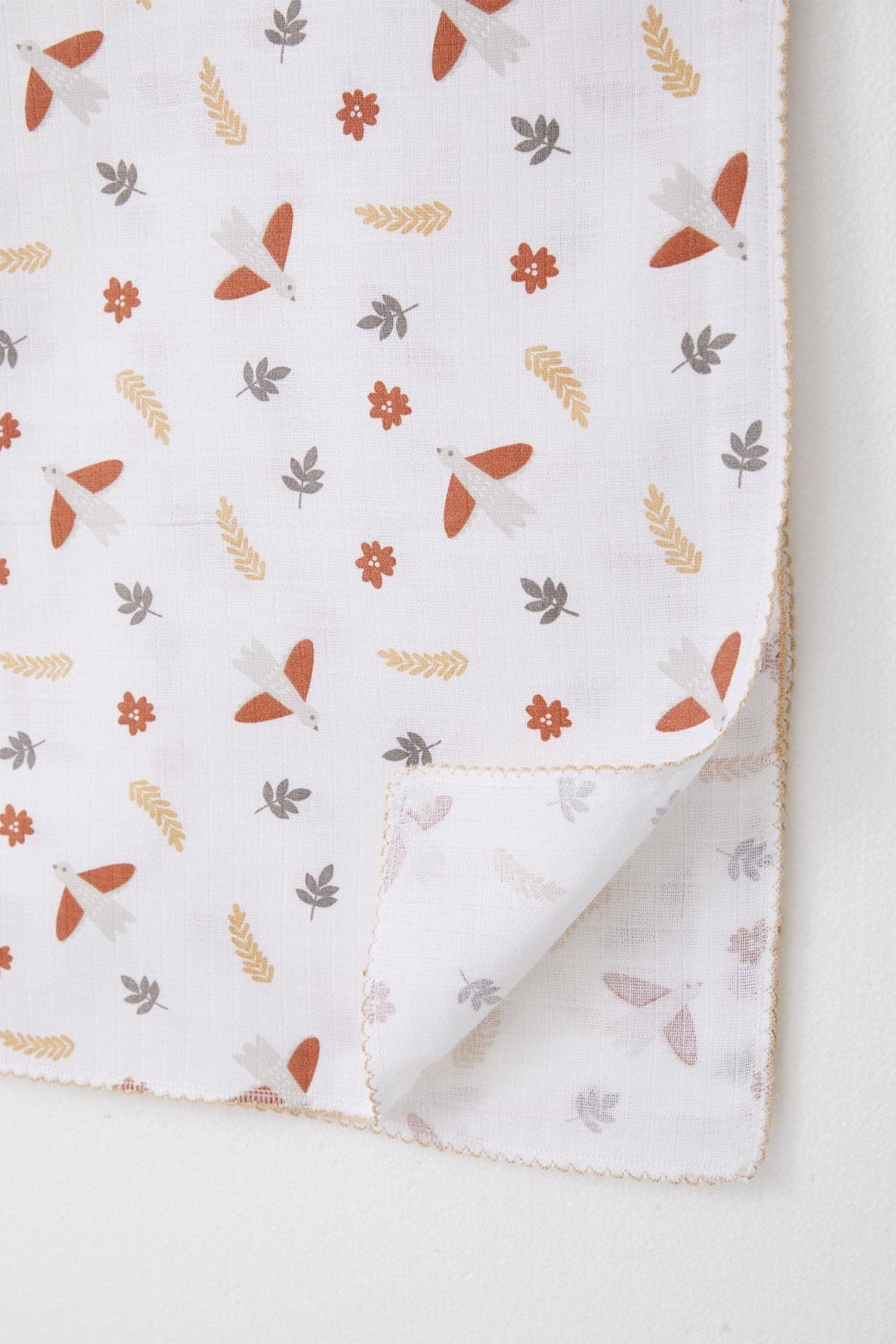 BRE Breeze Newborn Baby Muslin Blanket with Flower Pattern Ecru - Huauchinango