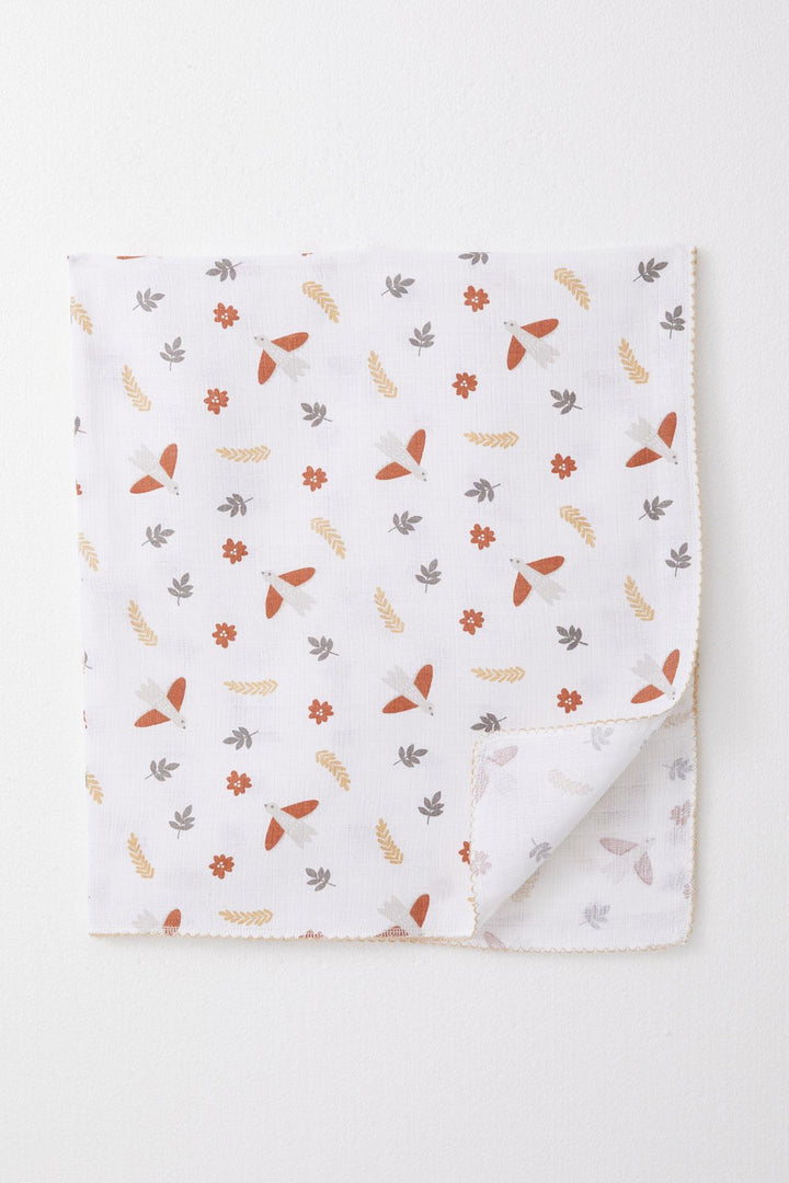 BRE Breeze Newborn Baby Muslin Blanket with Flower Pattern Ecru - Huauchinango