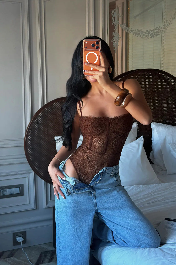 EYY Women Brown Brigitta Lace Bodysuit - Angra do Heroísmo