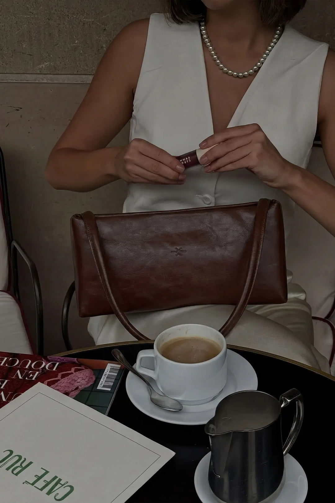 EYY Women Brown Leather Shoulder Bag - Ahlen
