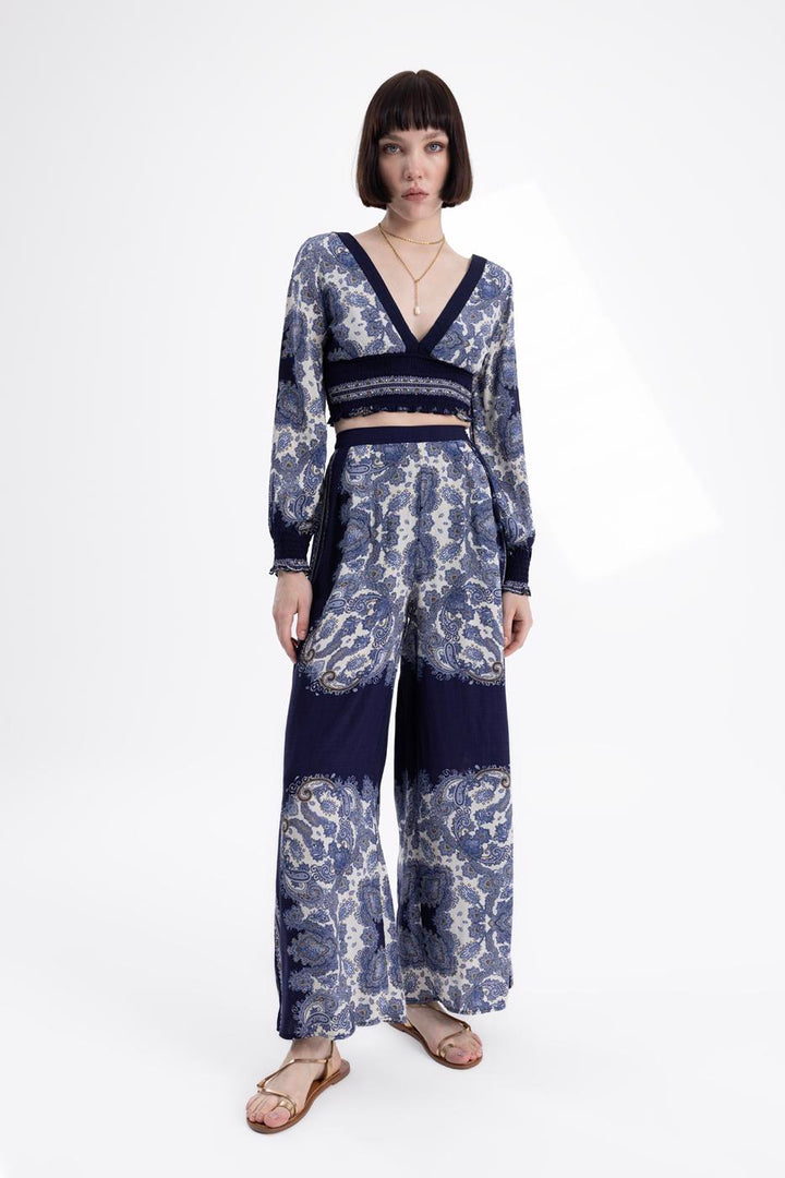 BSL Women Patterned Straight Cut Loose Trousers - Don Benito