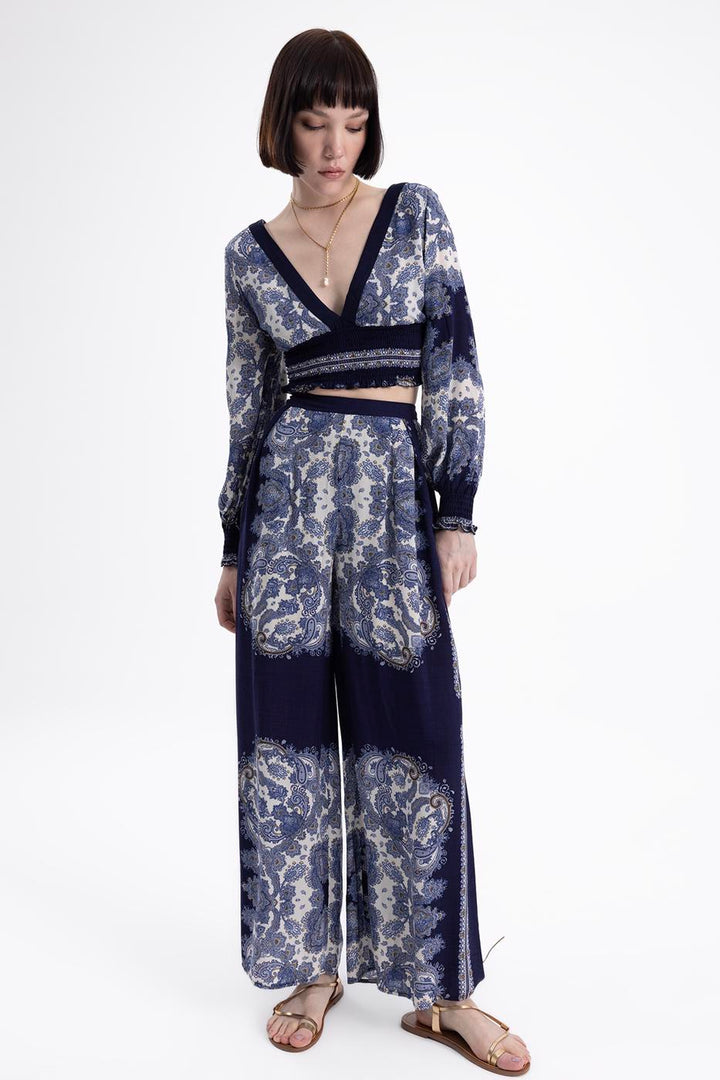 BSL Women Patterned Straight Cut Loose Trousers - Don Benito
