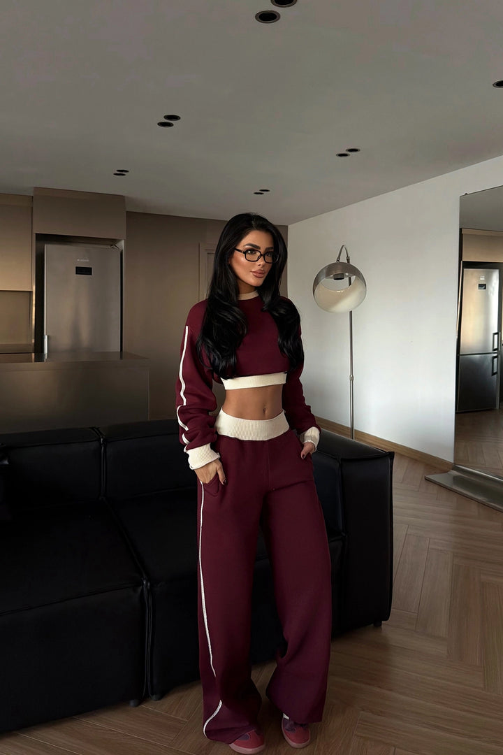 EYY Women Burgundy Two-Tone Set - Huixquilucan