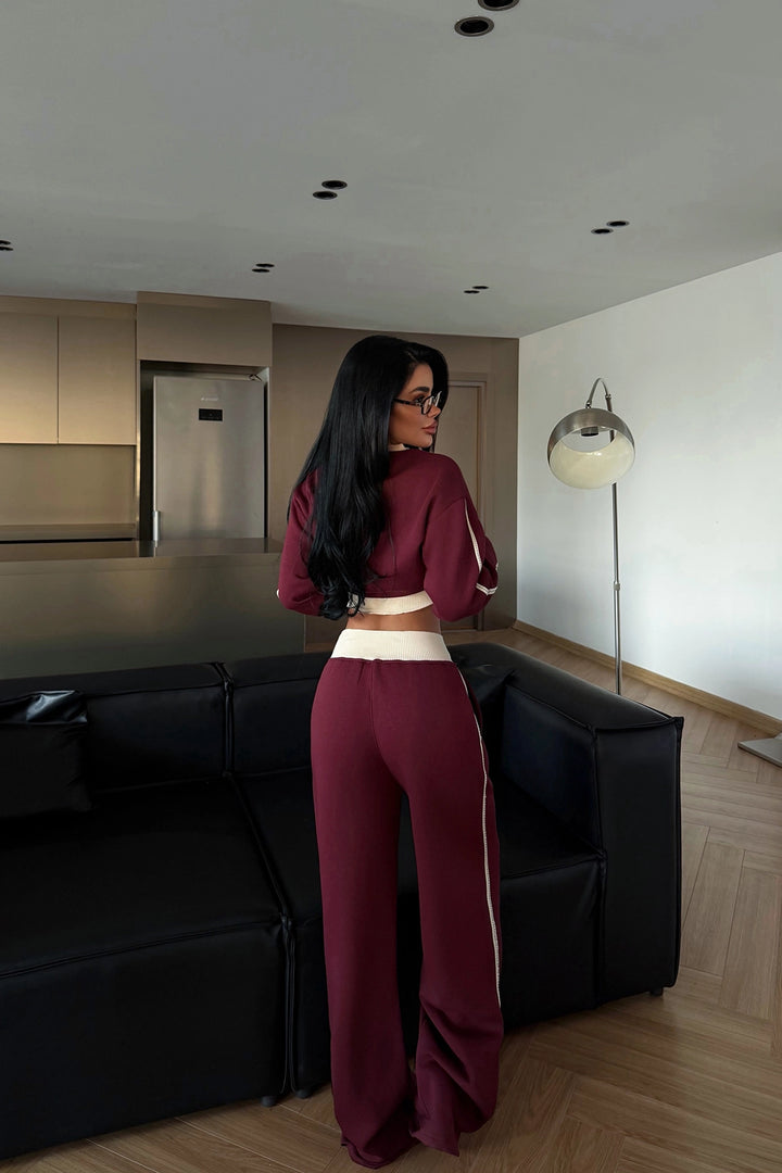 EYY Women Burgundy Two-Tone Set - Huixquilucan