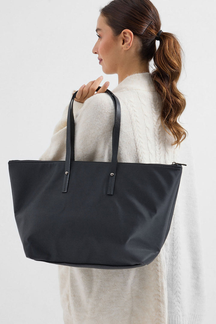 BGD Women Woman Black Large Tote Bag 010168 - Ocoyoacac
