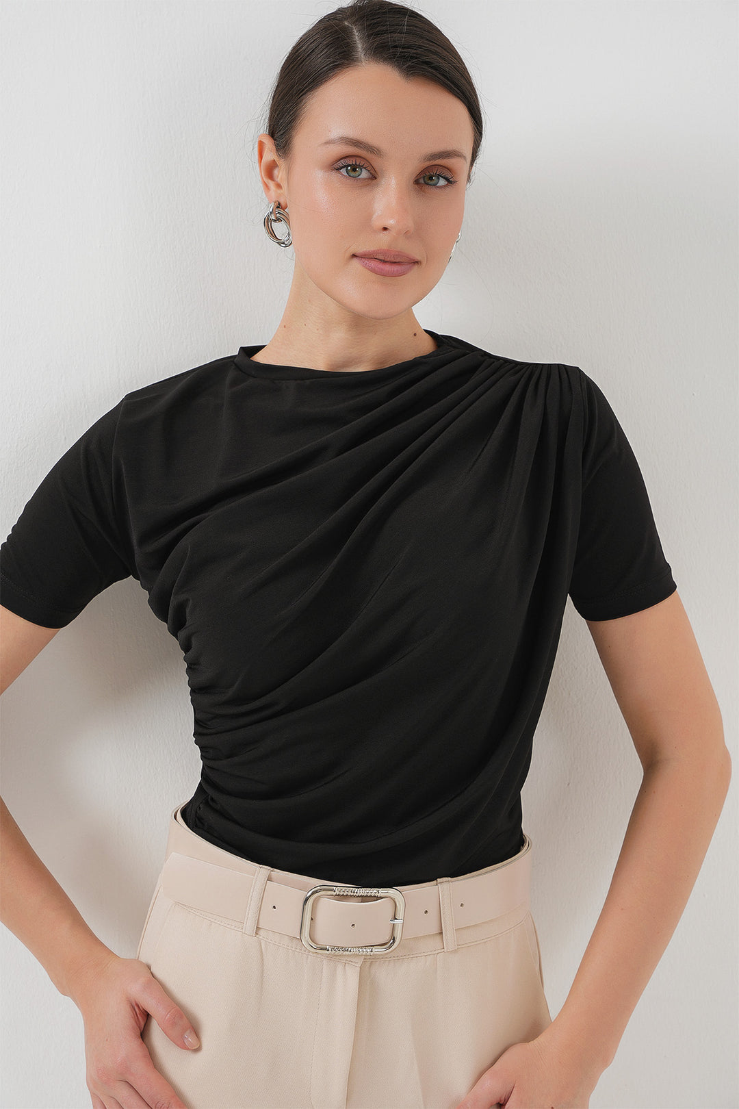 BGD Women Ruffle Detailed Short Sleeve Sandy Blouse 945 - Black - Lodi