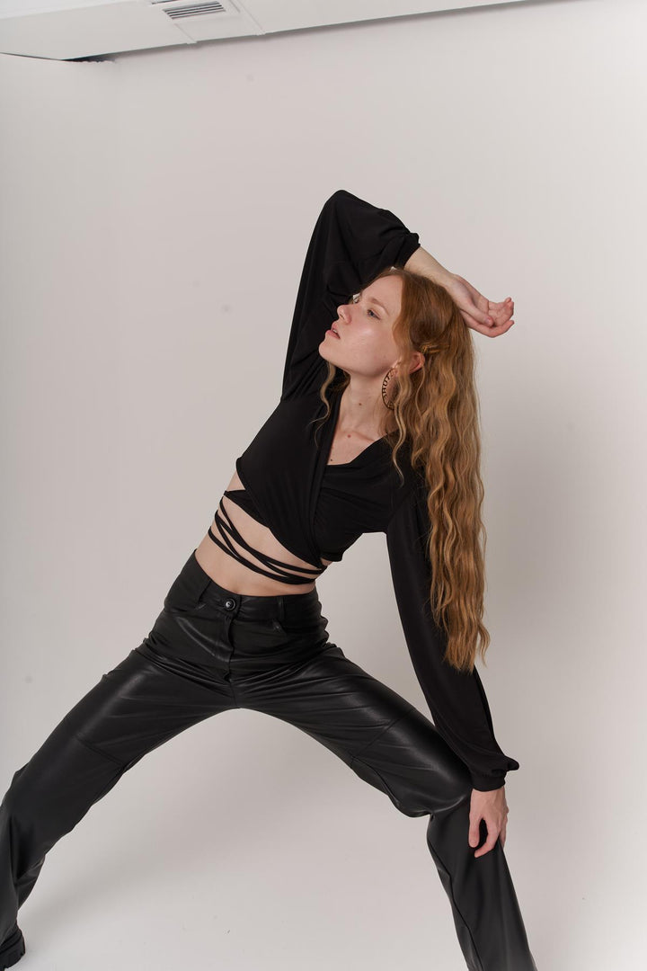 HLLY Women Piero Bluz Black - St. Louis Park