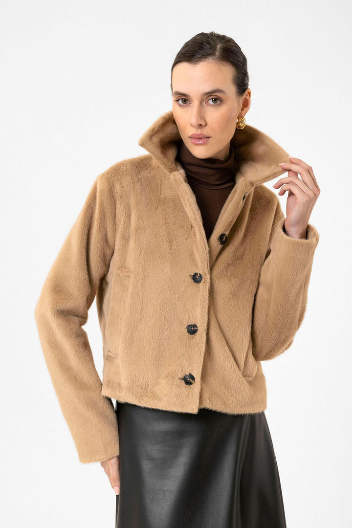 ANT Antioch Camel Women's Faux Fur Crop Jacket - Kaneohe