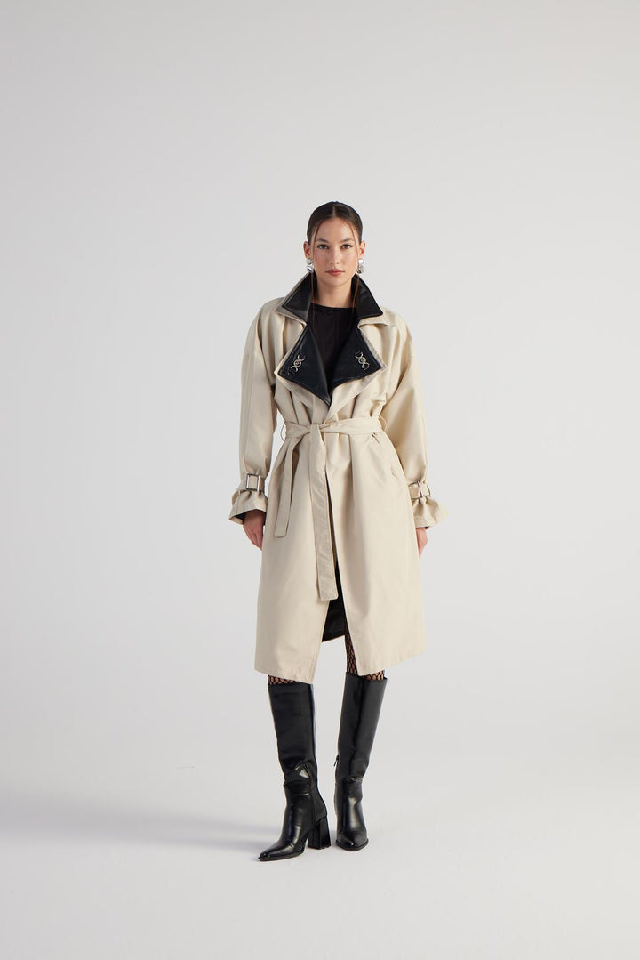 HLLY Women Cloak Trenchcoat Beige - Oak Park
