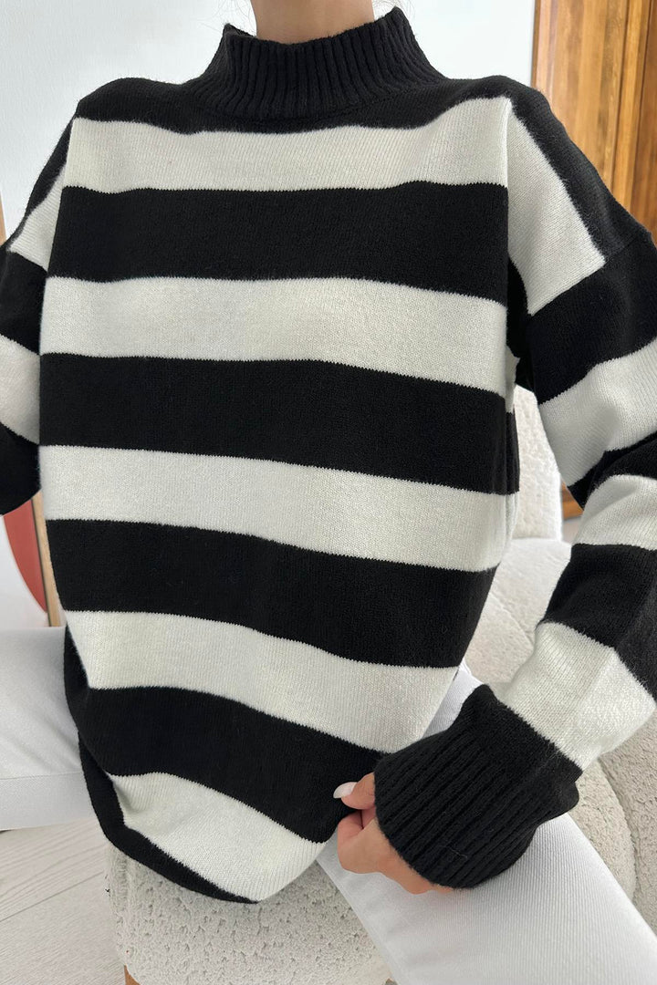 ELS Striped Knit Sweater - Black - Tezonapa