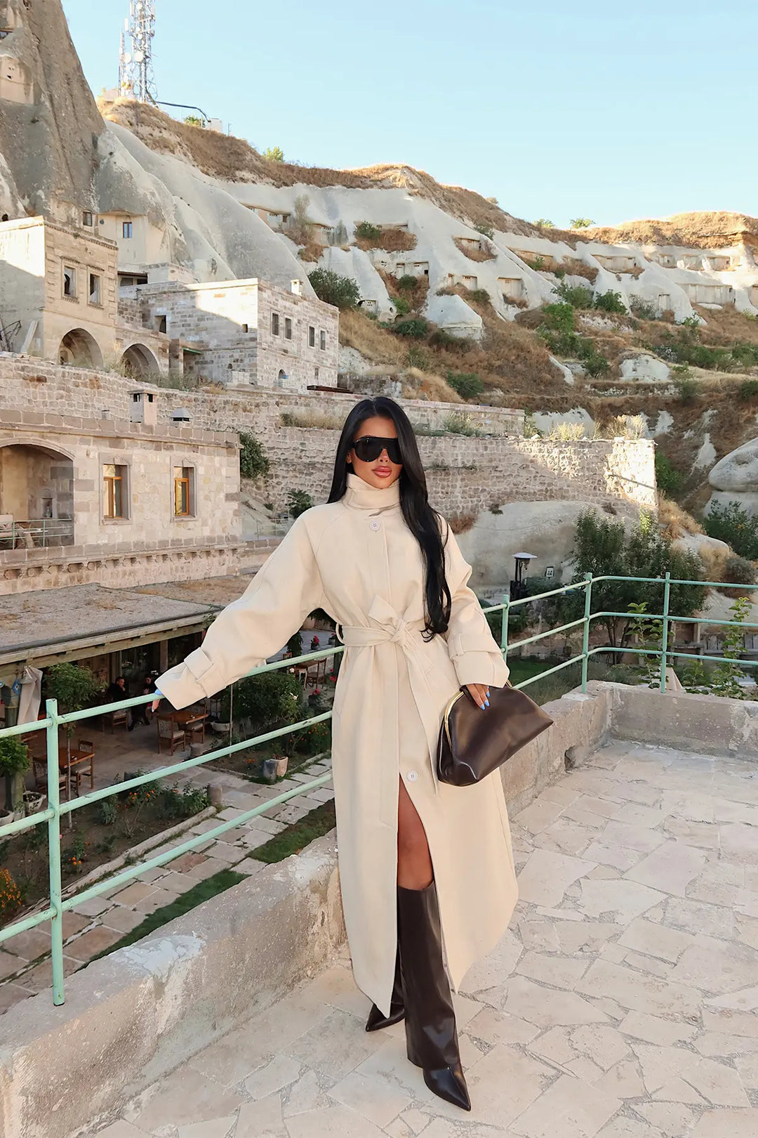 EYY Women Cream Long Coat with Pocket Details - Gütersloh