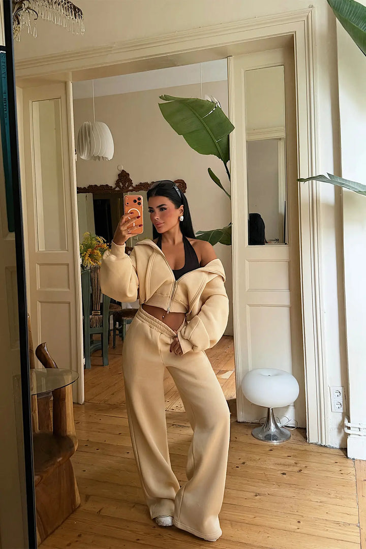 EYY Women Cream Zipper-Detail Tracksuit Set - Châlons-en-Champagne