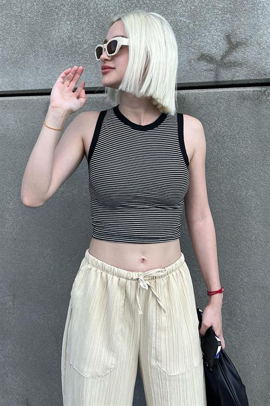 MDX Black Thick Strapped Lycra Crop Top MG2118 - Castellón de la Plana