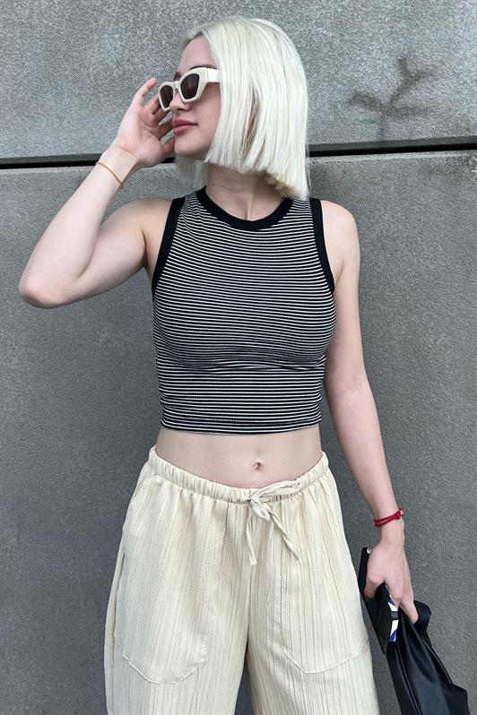 MDX Black Thick Strapped Lycra Crop Top MG2118 - Castellón de la Plana