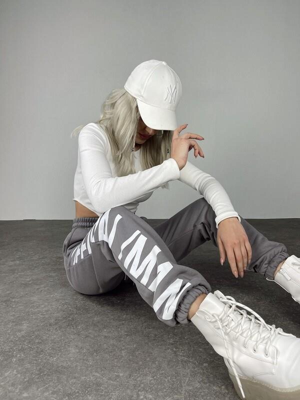HLLY Women Dean Sweatshirt Gray - Arlington Heights