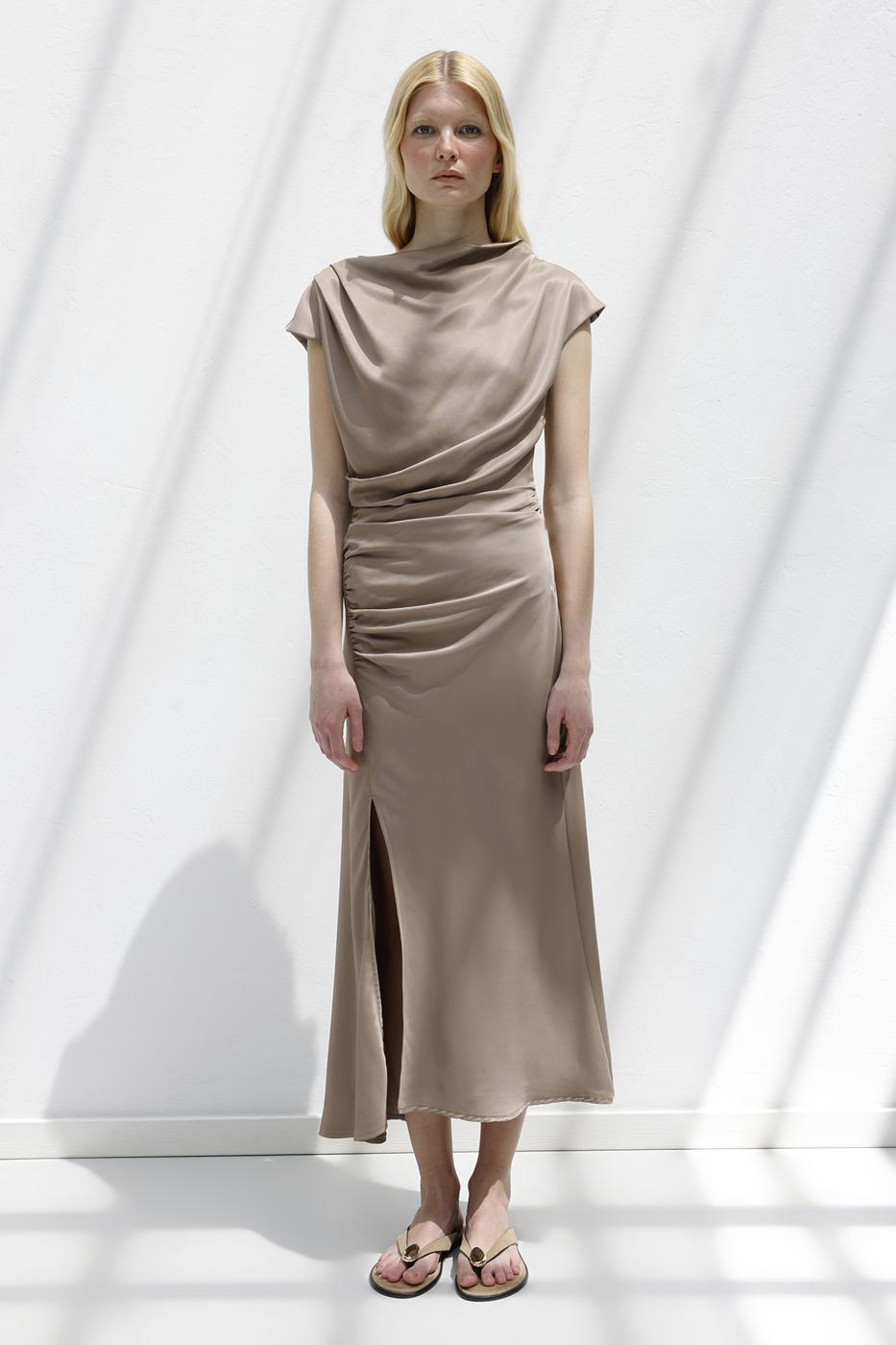 BSL Women Satin Midi Dress with Plunging Neck - San José del Rincón Centro