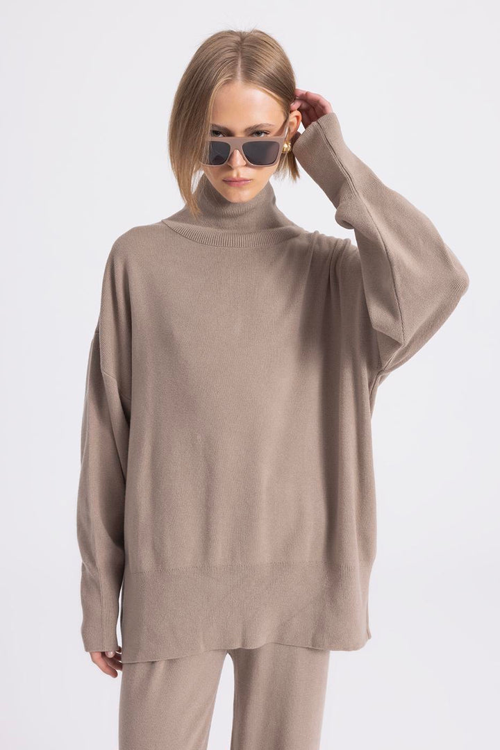 BSL Women Stand-up Herringbone Knitwear Sweater - Oregon City