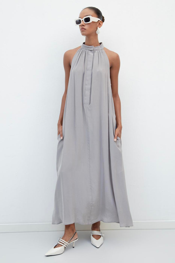 BSL Women High Collar Sleeveless Loose Midi Dress - Apan