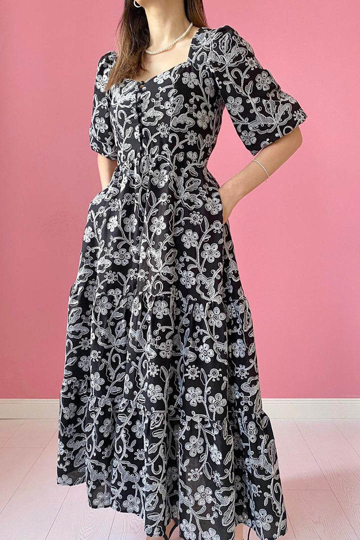 ELS Buttoned Embroidered Dress - Black - Podujevë