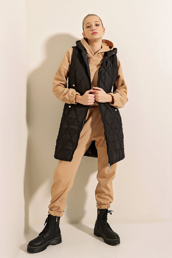 BGD Women Hooded Long Puffer Vest - Plain Black - Castelldefels