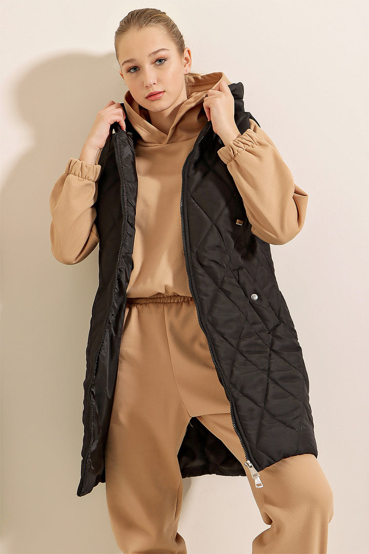 BGD Women Hooded Long Puffer Vest - Plain Black - Castelldefels