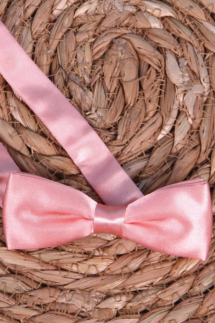 BRE Breeze Boys' Bow Tie Standard, Salmon - Wilhelmshaven