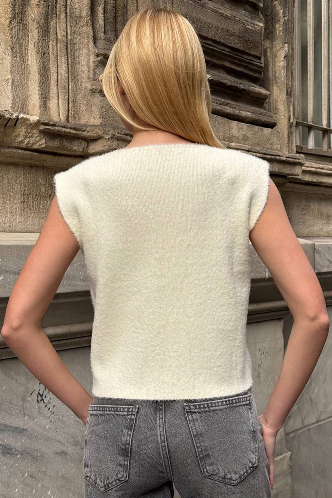 Ecru Double Pocket Gold Button Soft Vest Blouse BCHZCK-251262 - Leinfelden-Echterdingen