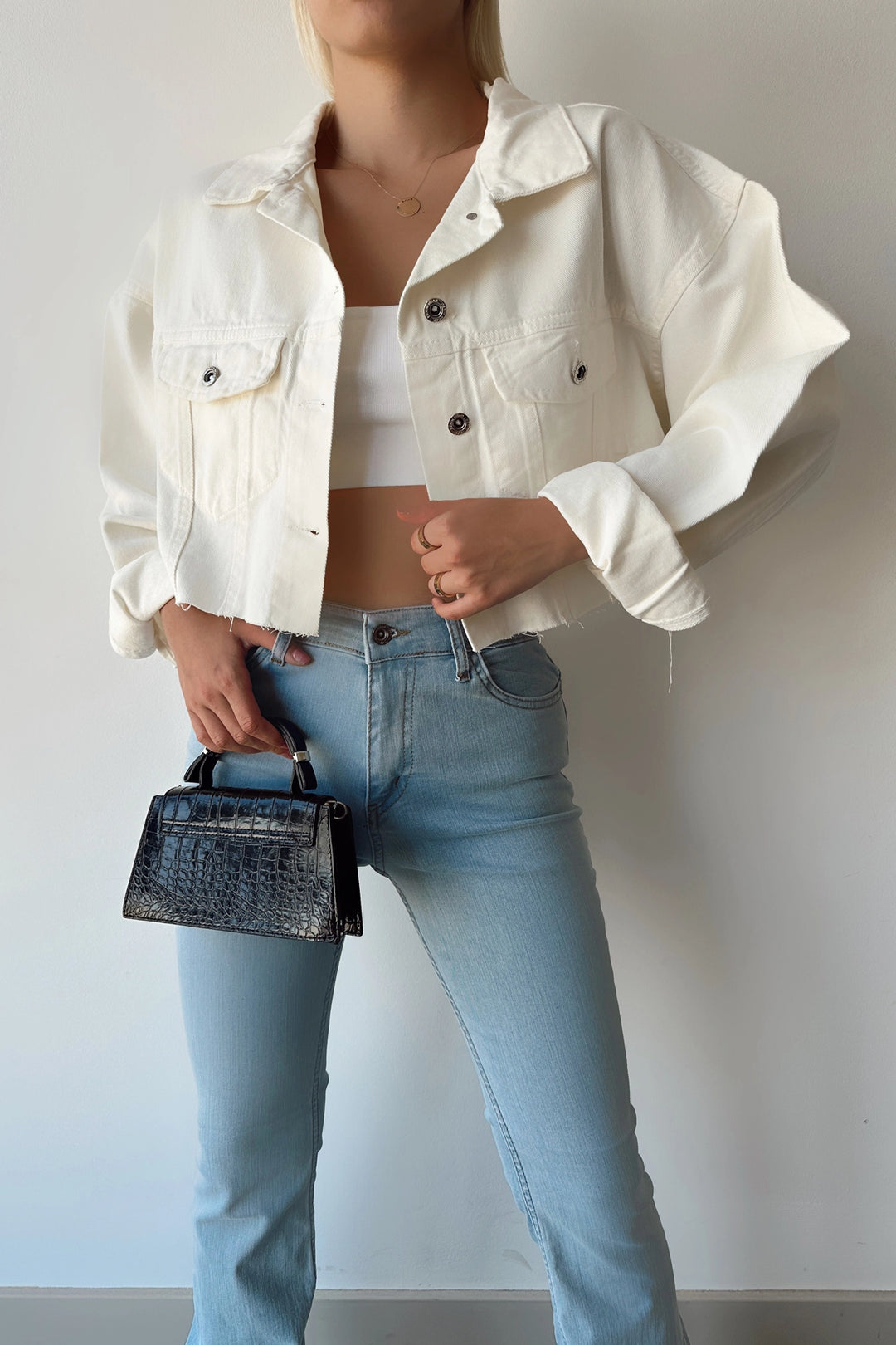 Ecru Double Pocket Laser Cut Washed Crop Denim Jacket BCDF-235408 - Gllogovc