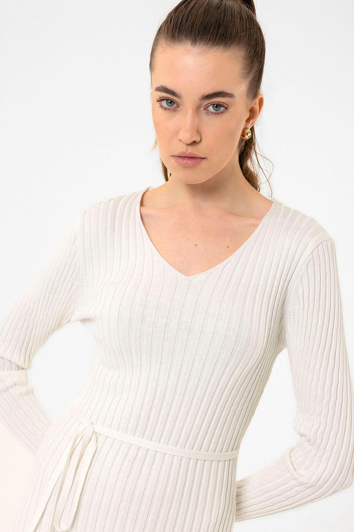 ANT Antioch Ecru Women's Ribbed Knit Midi Dress - Rio Rancho