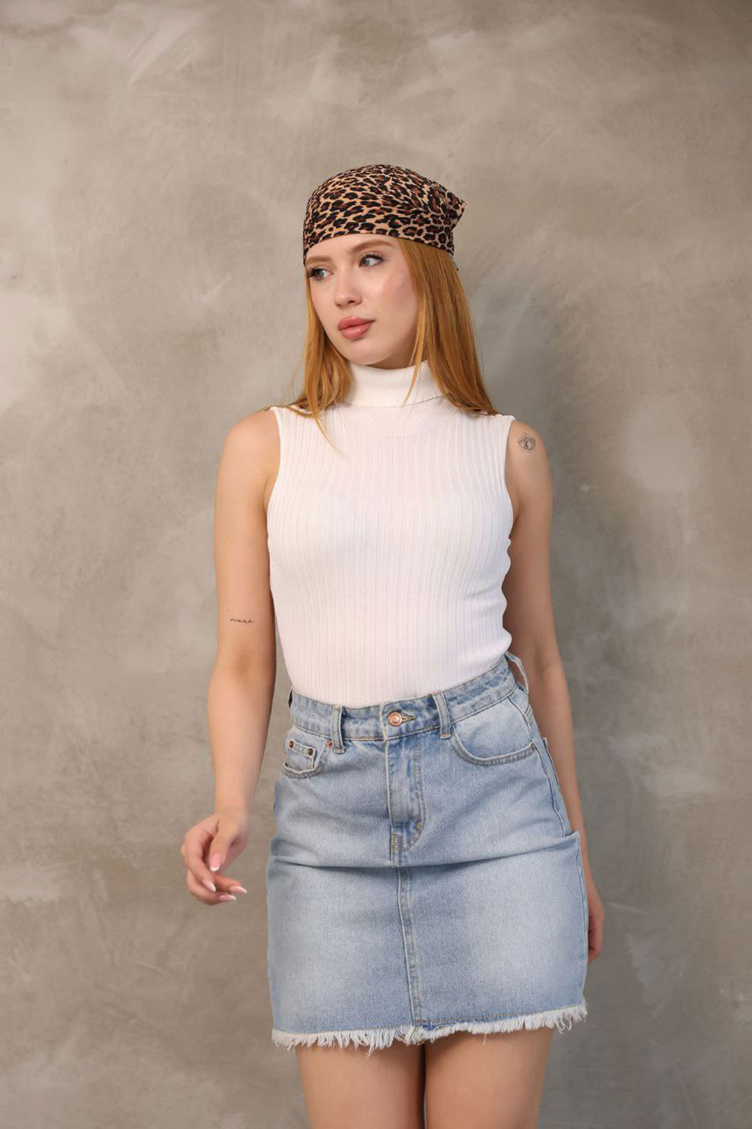 Ecru Sleeveless Turtleneck Knit Blouse BCES-252012 - Stains