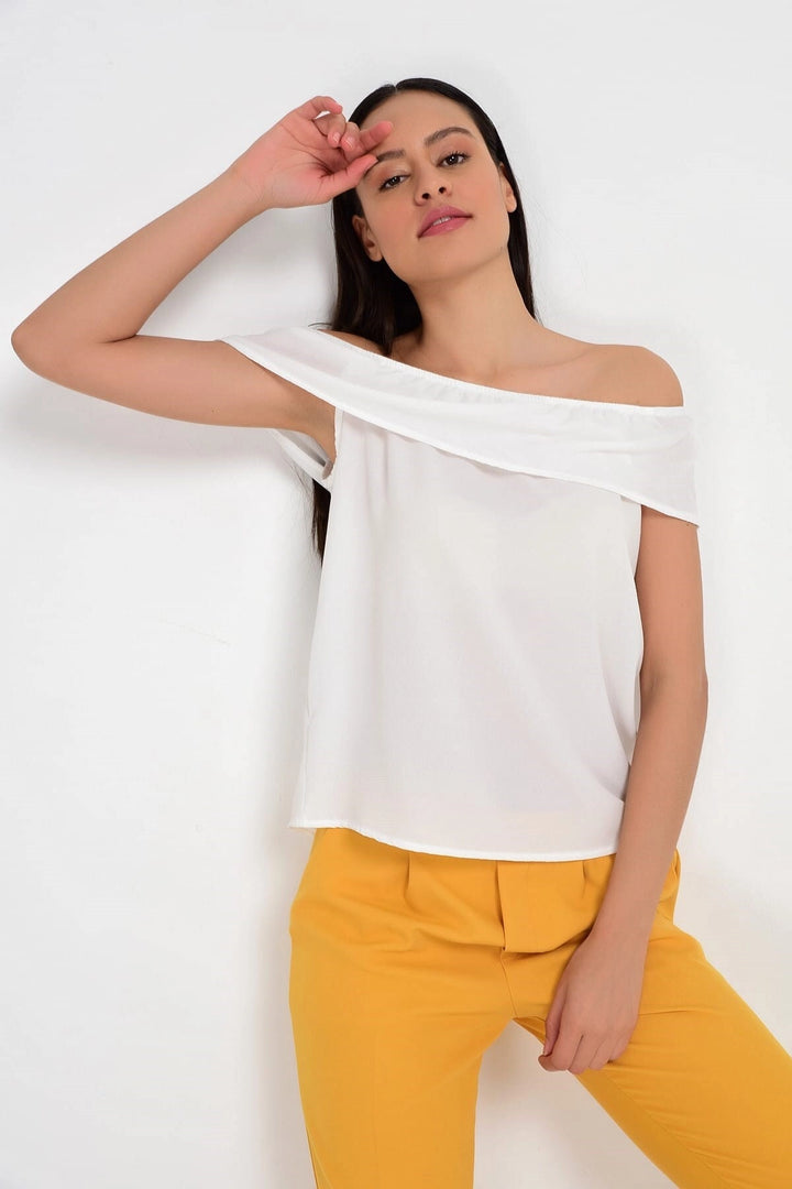 Ecru Madonna Neck Sleeveless Blouse CO-2591818361 - Ewing