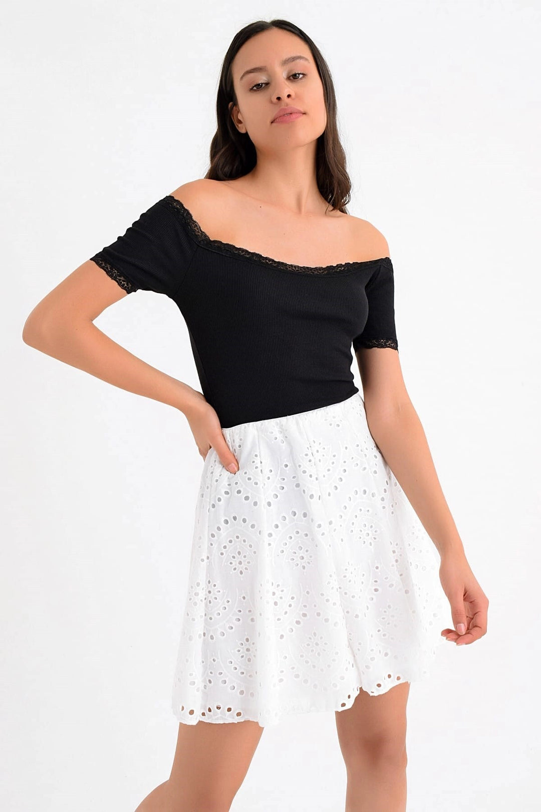Ecru Embroidered Patchwork Short Fisto Skirt CO-259131318 - Montauban
