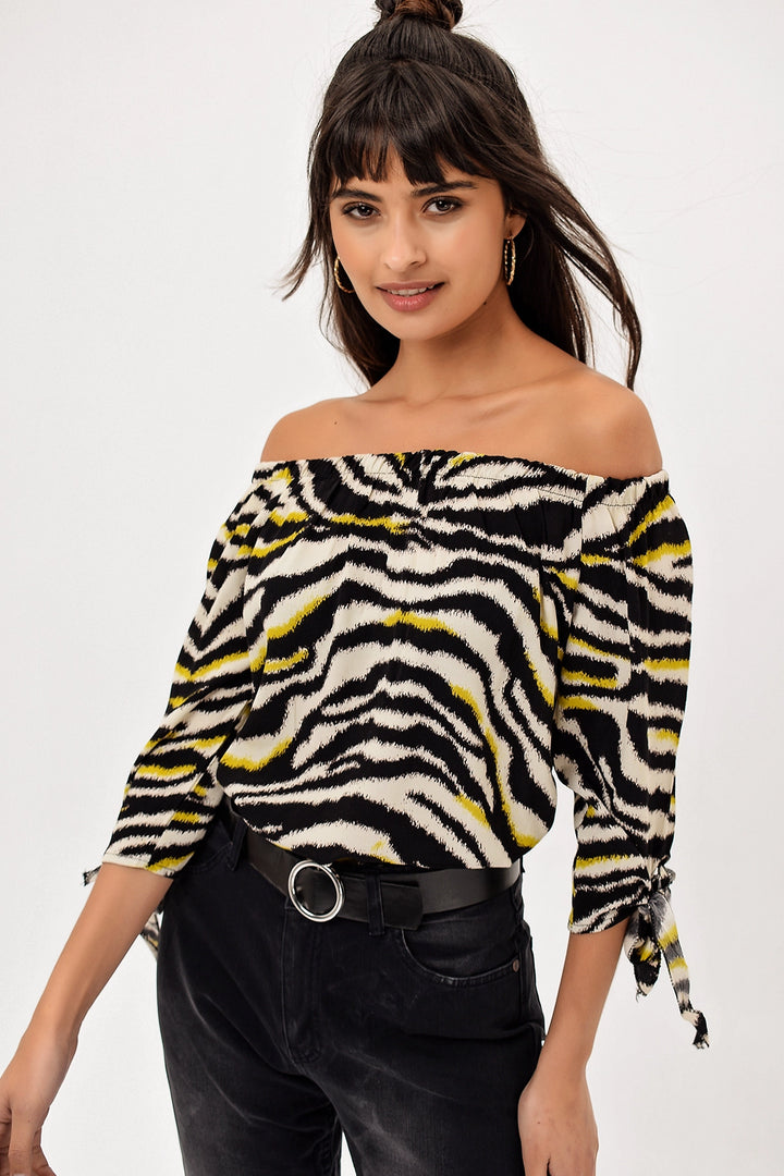 Ecru Open Shoulder Patterned Blouse BCBSK-25700-H5013 - Bellflower
