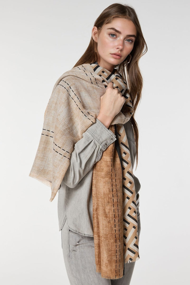 Ecru Patchwork Patterned Shawl BCNSV-25WT1037 - Bootle