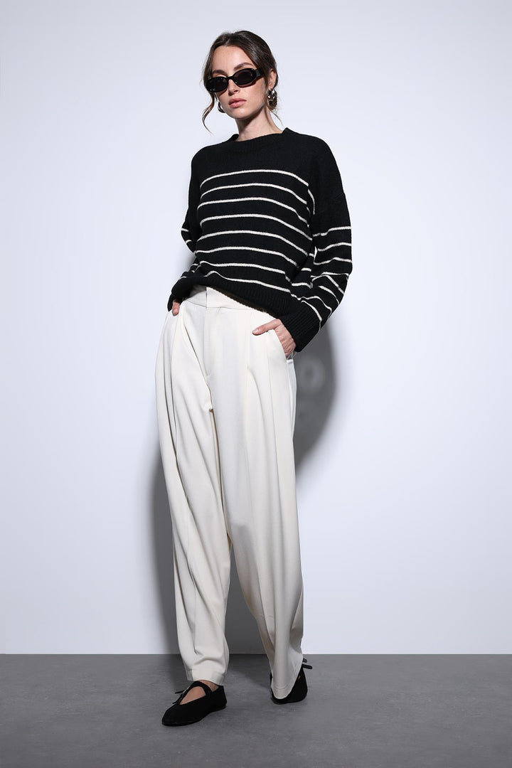 ANT Antioch Ecru Pleated Palazzo Women's Pants - Lower Merion