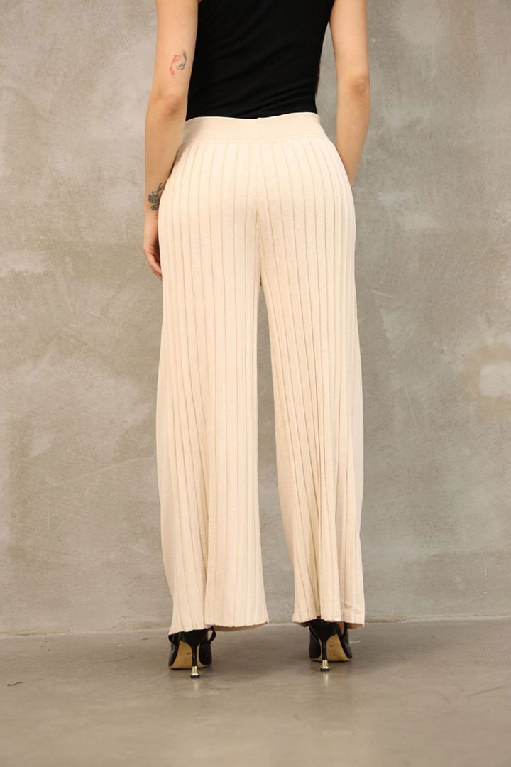 Ecru Pleated Knit Pants BCES-252035 - Apizaco