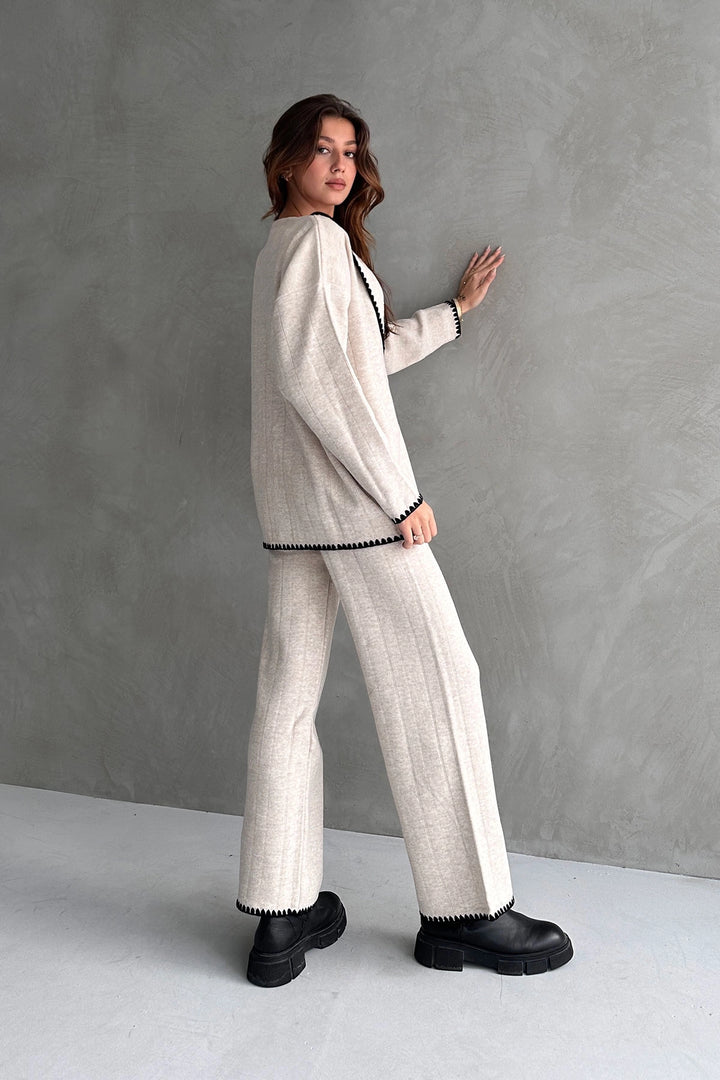Ecru Shawl Collar Nervure Detailed 2-Piece Winter Knit Set BC24A500 - Balingen