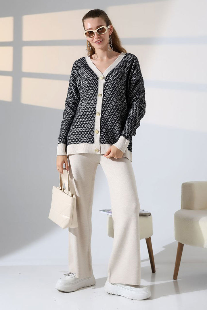 Ecru V-Neck Buttoned Cardigan and Pants Top Bottom Knit Set BCES-252011 - Trieste