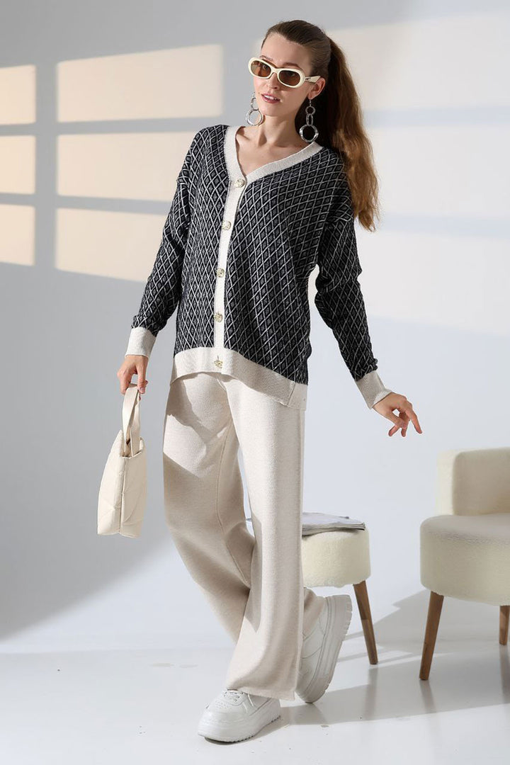 Ecru V-Neck Buttoned Cardigan and Pants Top Bottom Knit Set BCES-252011 - Trieste