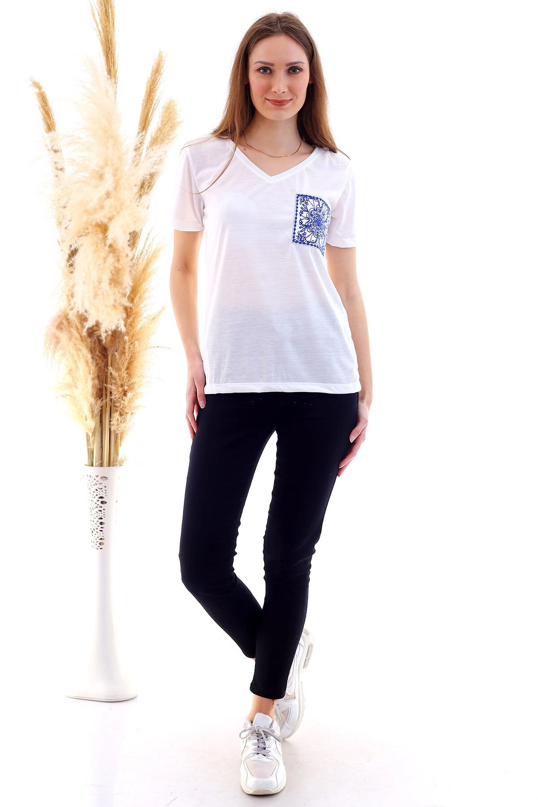 Ecru V-Neck Short Sleeve Pocket Embroidered T-Shirt CO-2520052934 - San Luis de la Paz