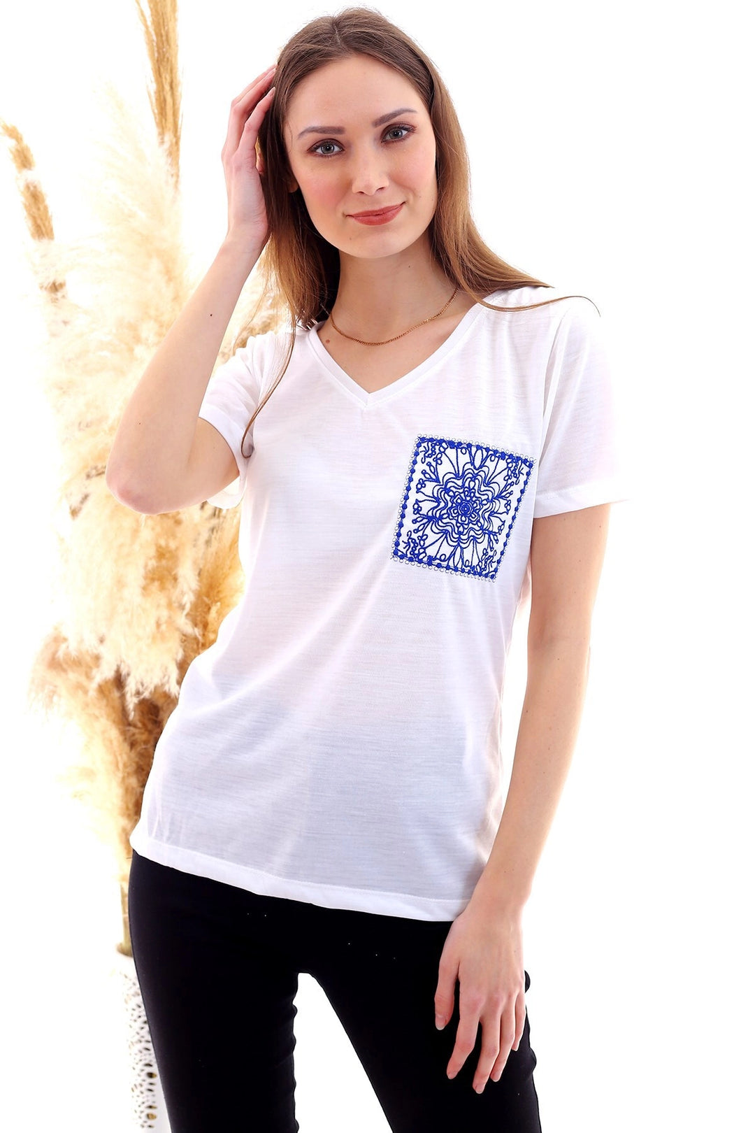 Ecru V-Neck Short Sleeve Pocket Embroidered T-Shirt CO-2520052934 - San Luis de la Paz