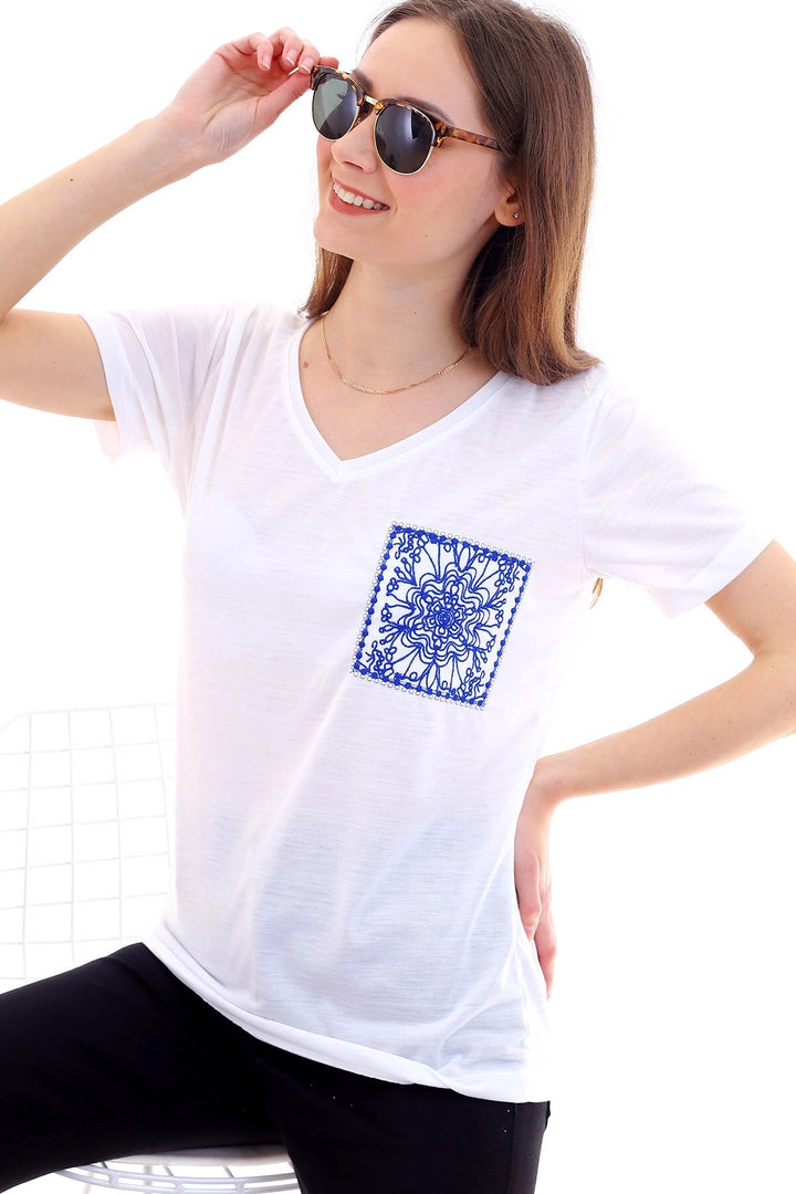Ecru V-Neck Short Sleeve Pocket Embroidered T-Shirt CO-2520052934 - San Luis de la Paz