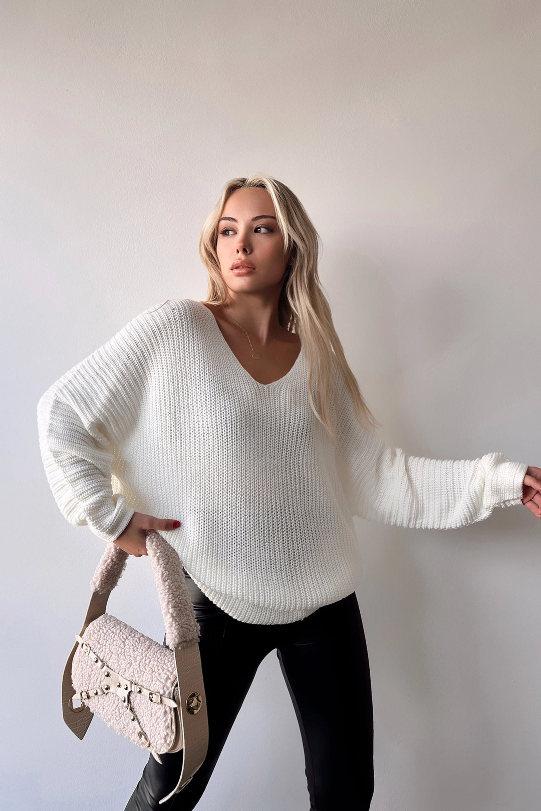 Ecru V-Neck Thessaloniki Knitted Winter Sweater BC231019 - Ogden