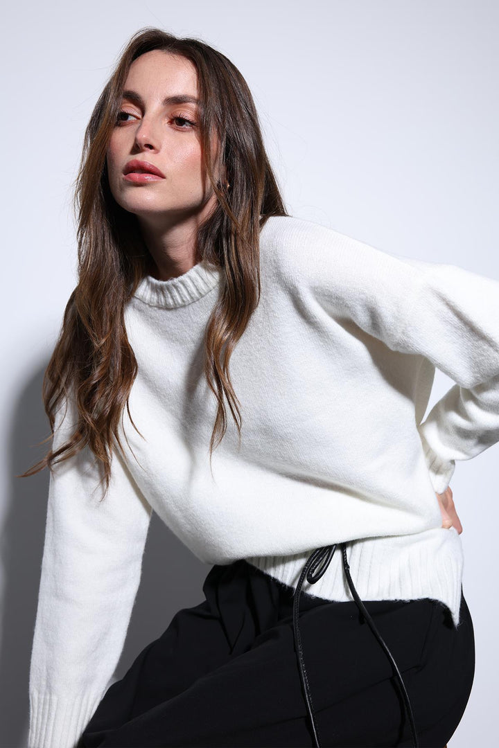 ANT Antioch Ecru Slit Detailed Women's Sweater - Netishyn