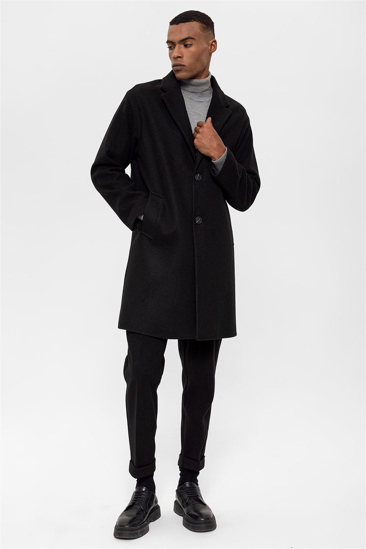 ANT Men's Oversized Coat - Pasadena