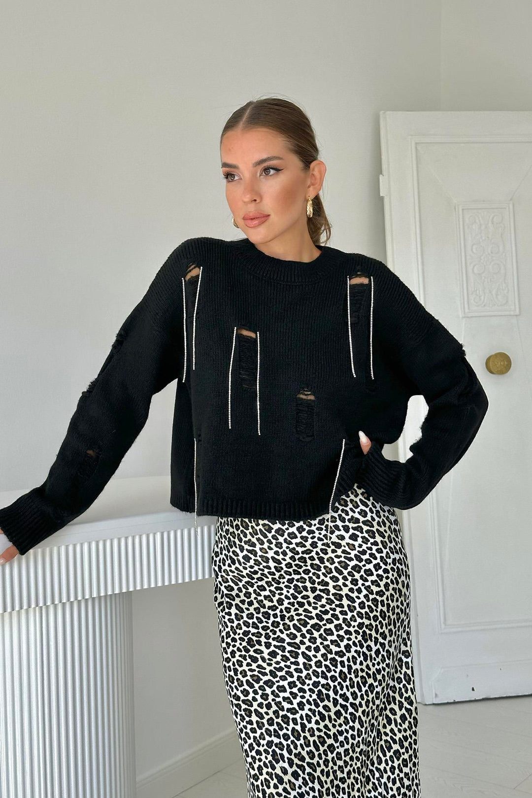 ELS Faça and Chain Detailed Sweater - Black - Apaseo el Grande