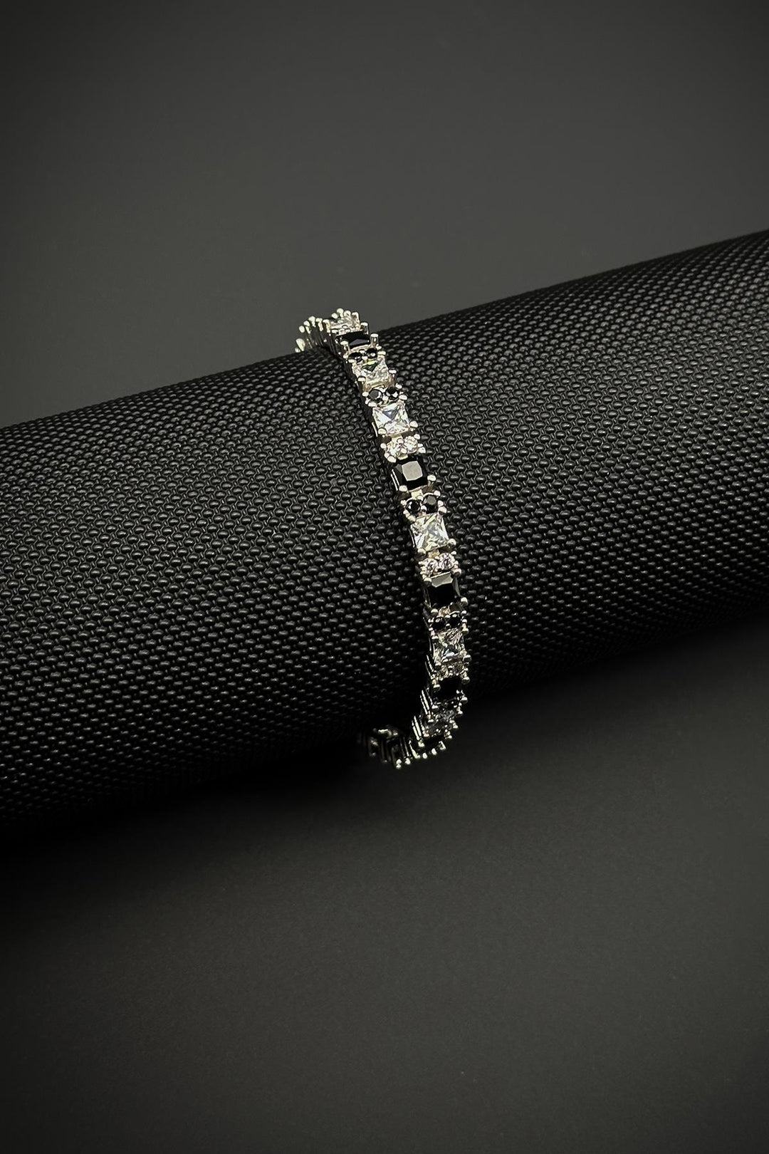 NVM FRNCH 925 Sterling Silver 4MM Black-White Zircon Stone Men's Bracelet FRJ12337-3337-SB - Sioux Falls
